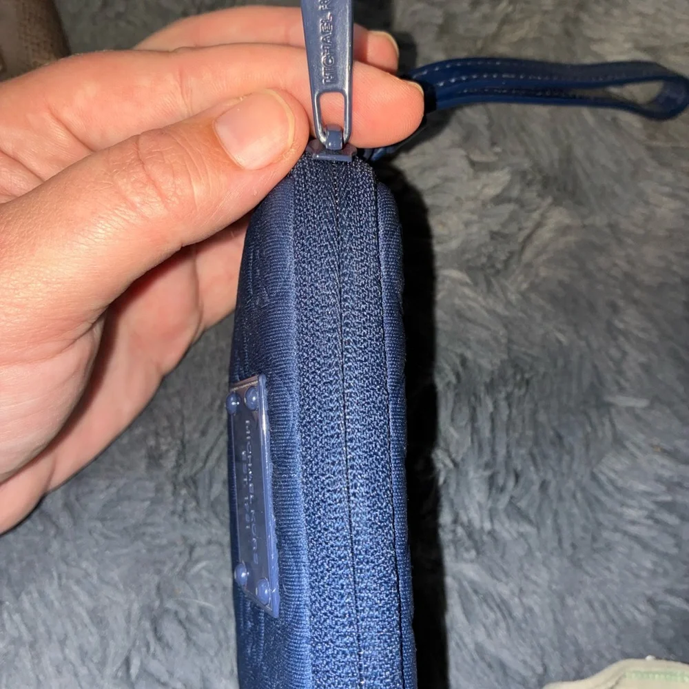Michael Kors compact michael